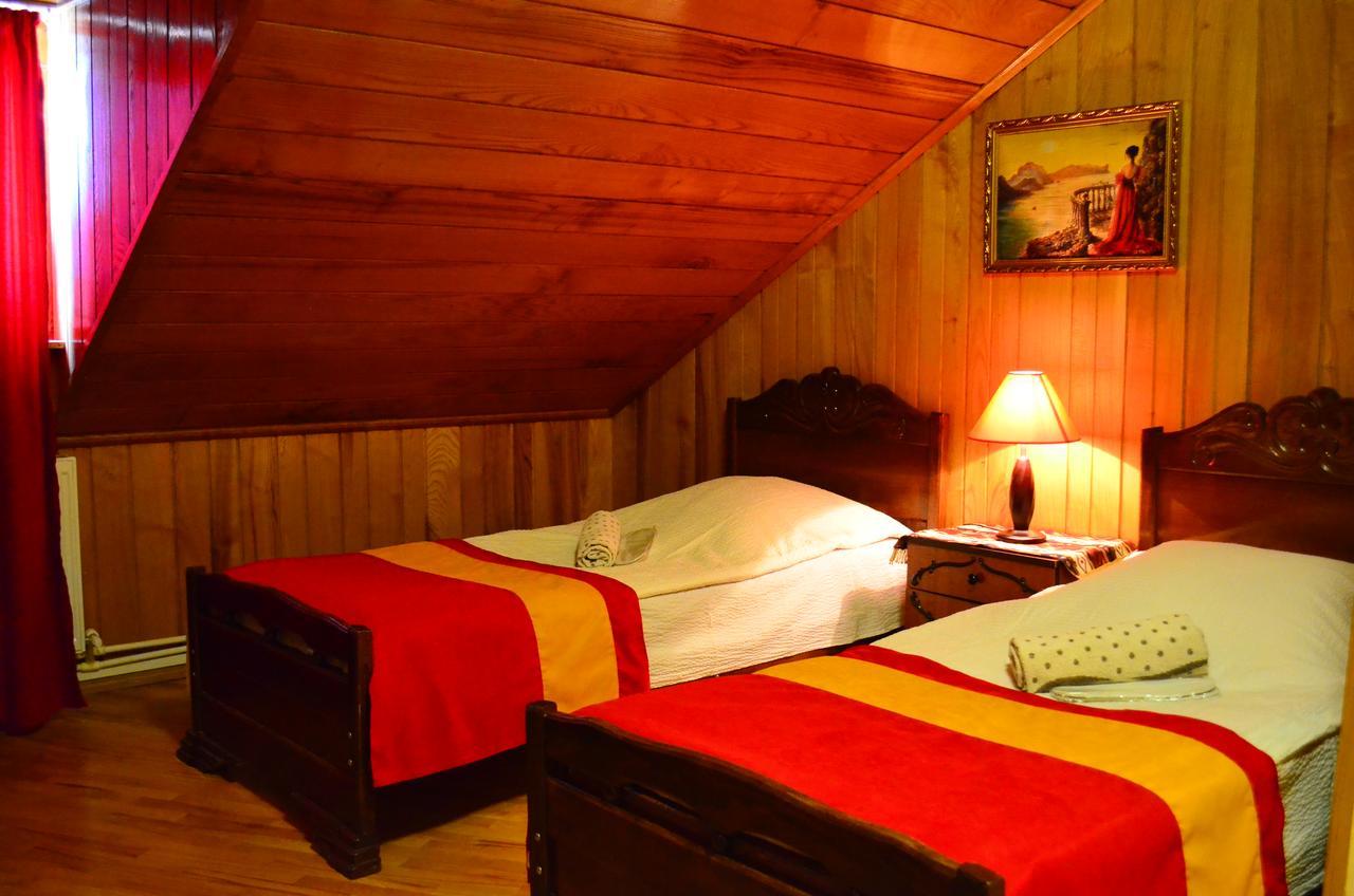 Family Hotel Lago & Wine Cellar Lagodechi Exteriör bild